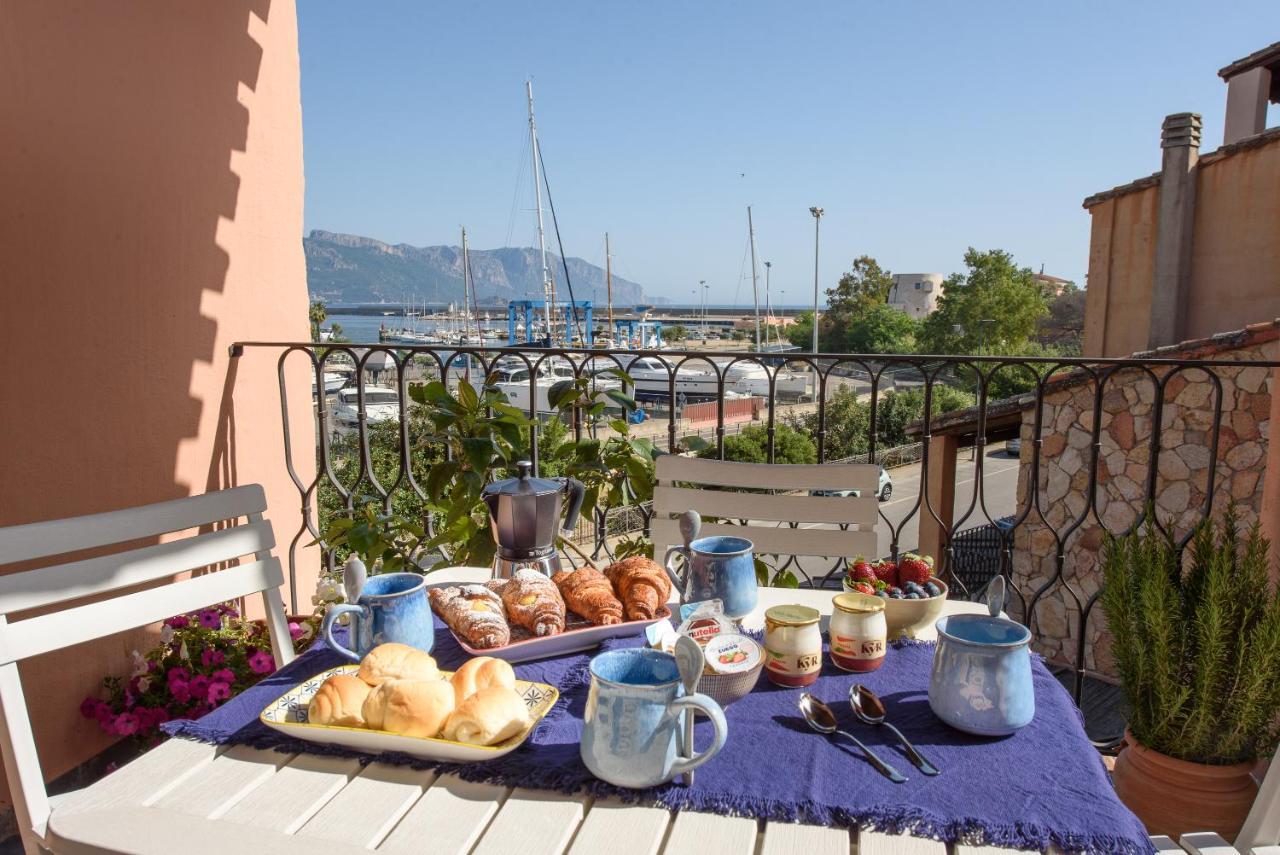 Loft Lungomare Vista Mare E Monti Leilighet Àrbatax Eksteriør bilde