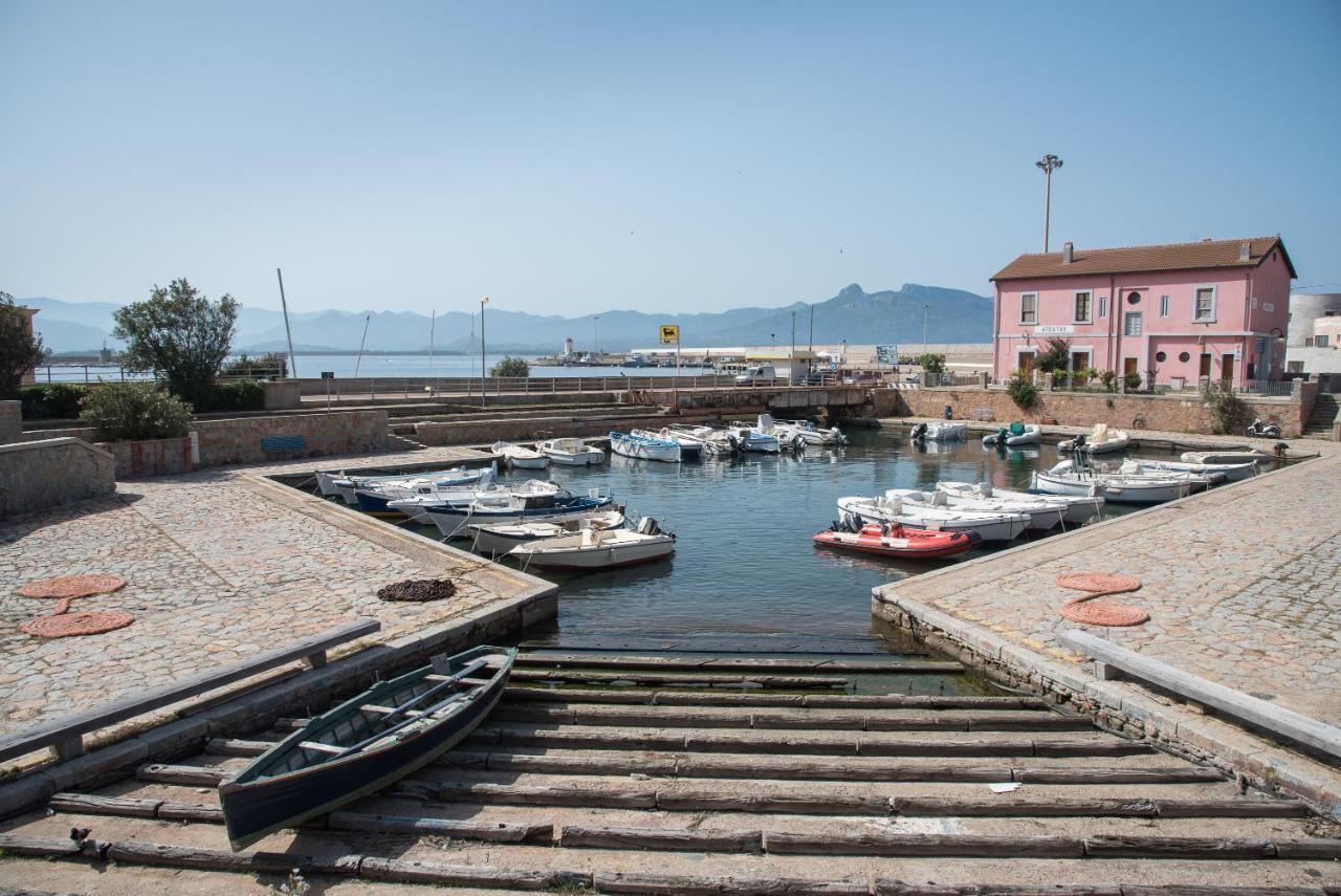 Loft Lungomare Vista Mare E Monti Leilighet Àrbatax Eksteriør bilde